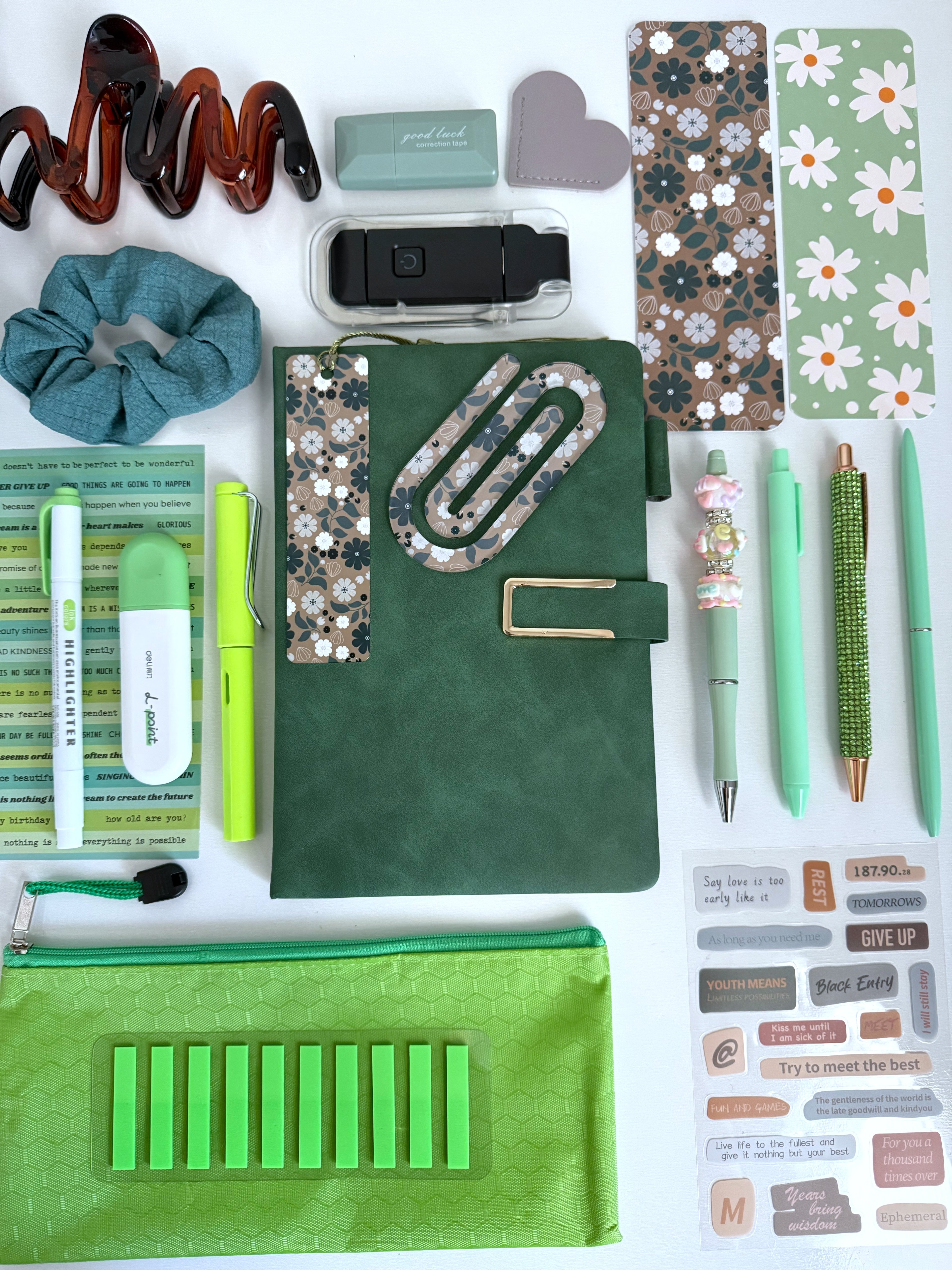 Green Bookish Bundle (notebook A5)