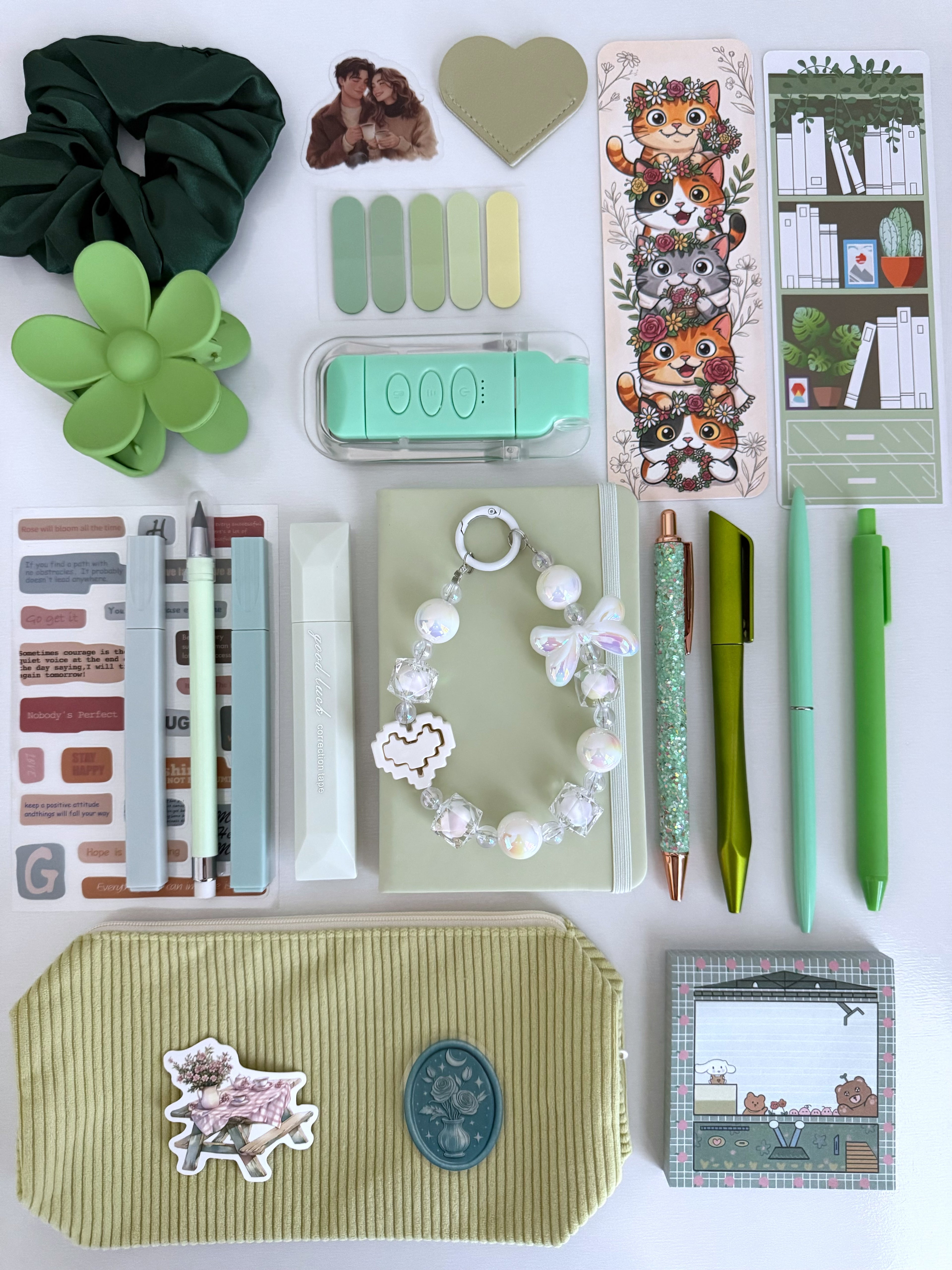 Mint-Green Bookish Bundle (notebook A6)