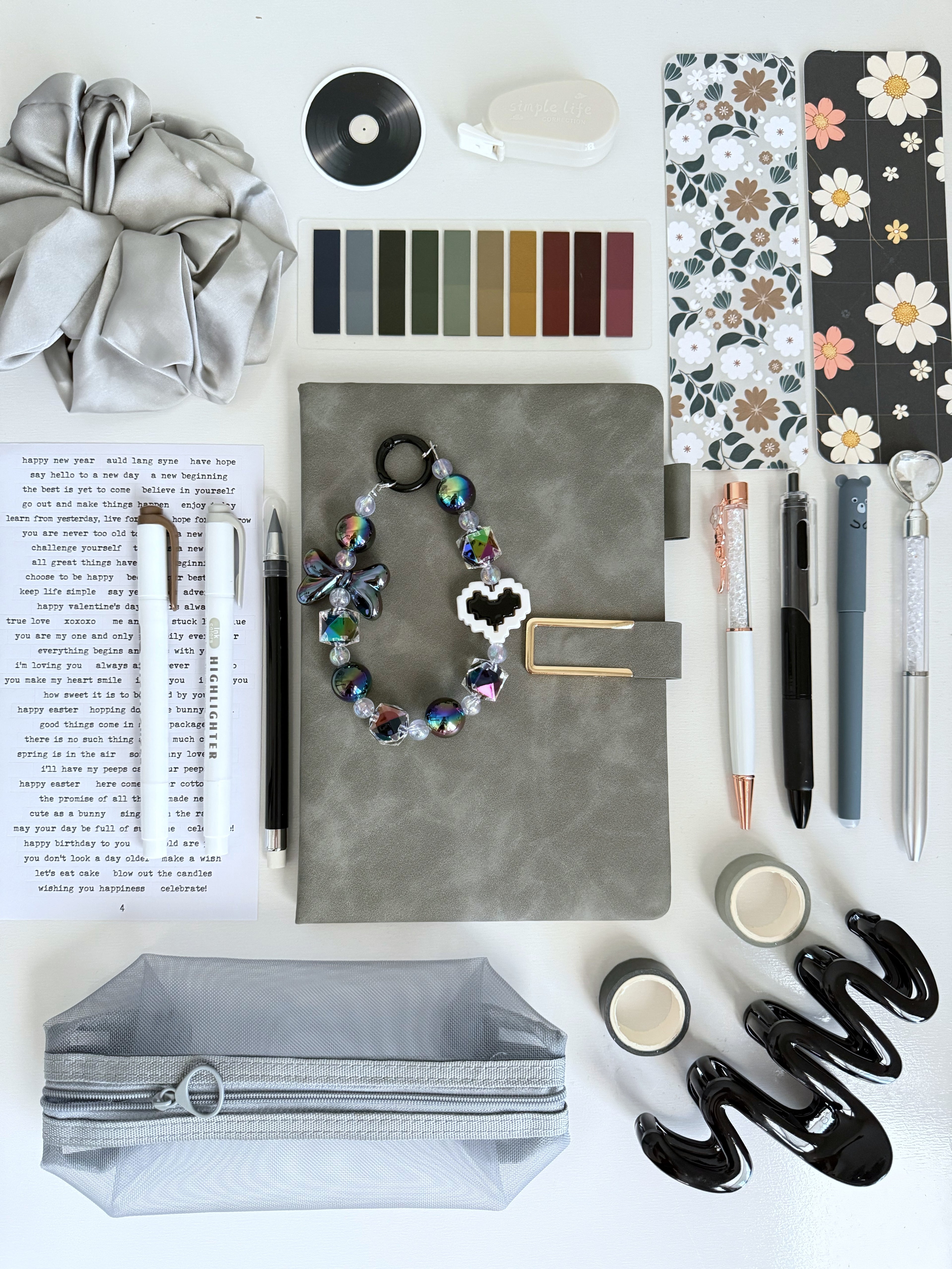 Grey & Green Bookish Bundle (notebook A5)
