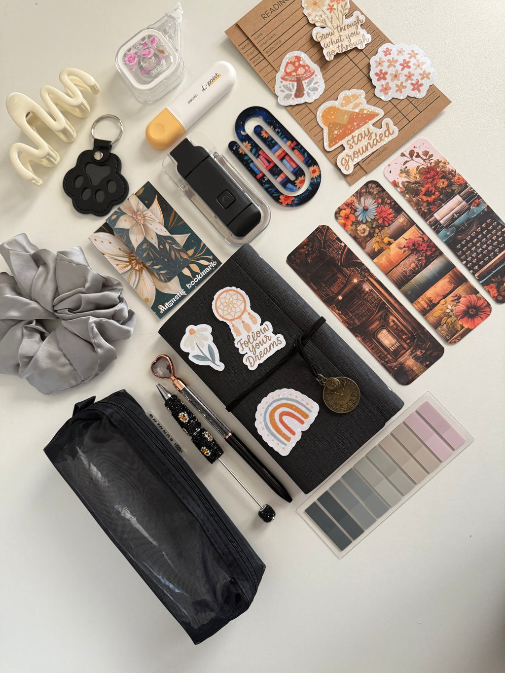 Bookish bundle BLACK (notebook with a clock)