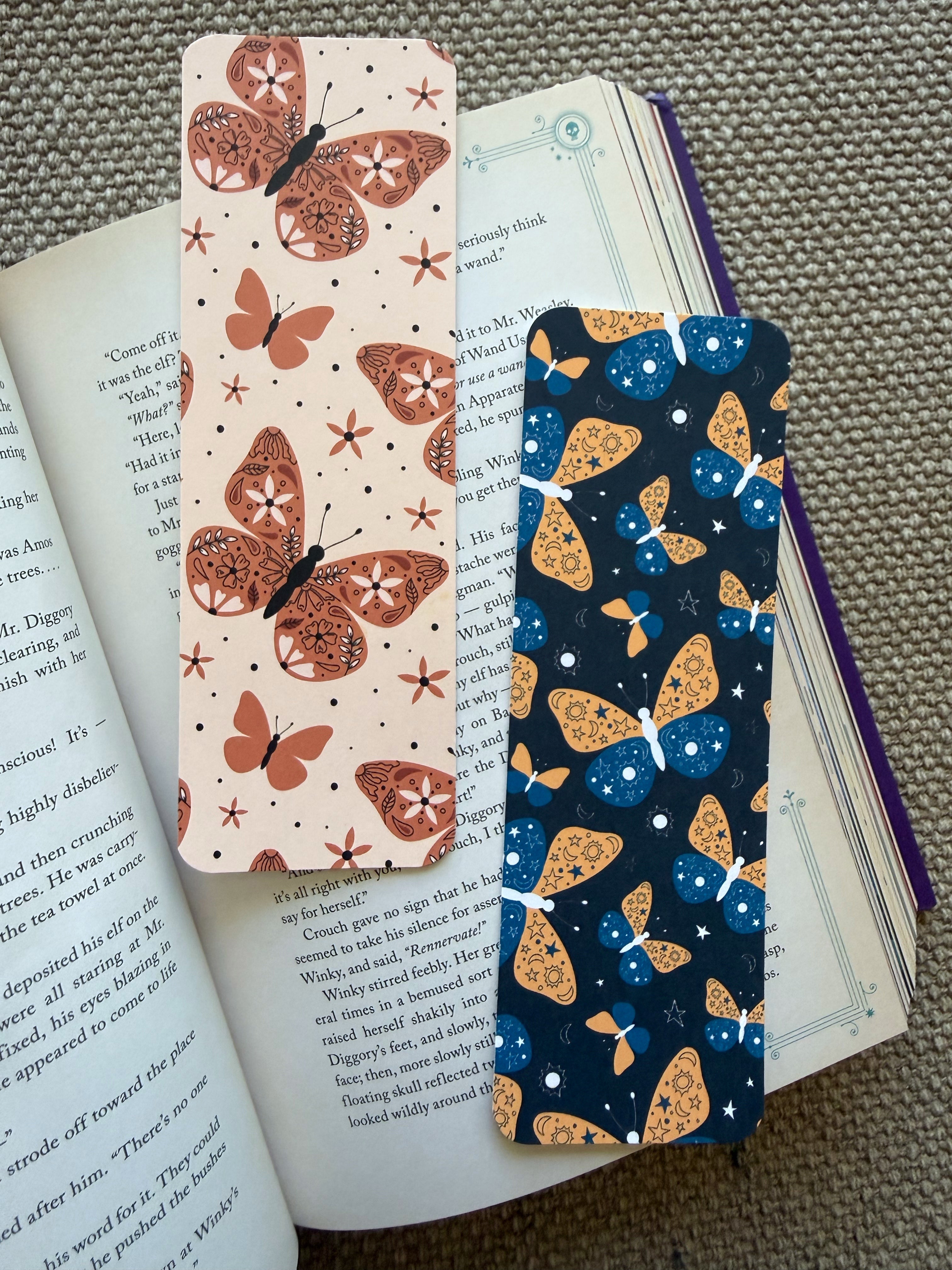 Bookmarks (two pieces per set)
