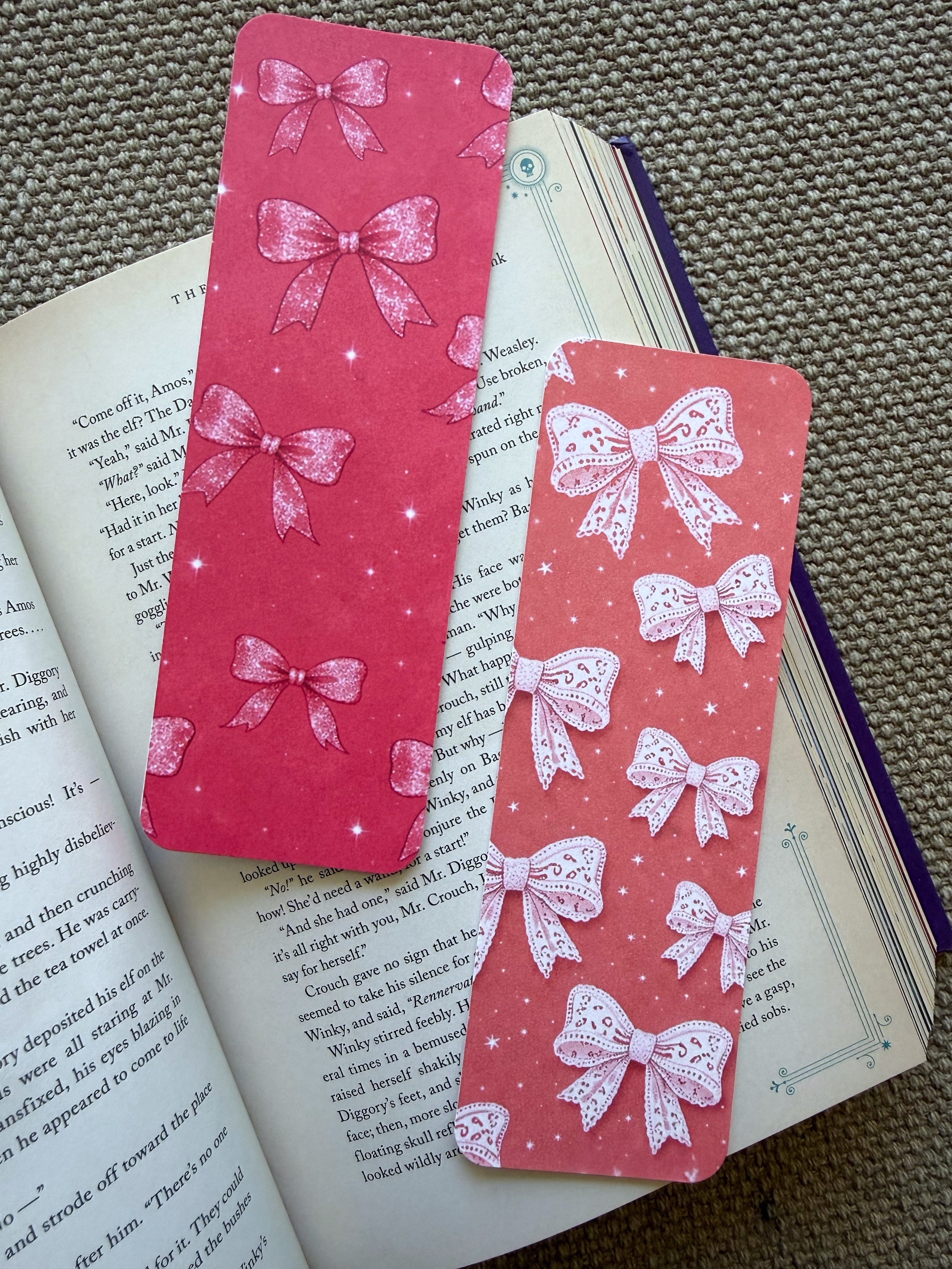 Bookmarks (two pieces per set)
