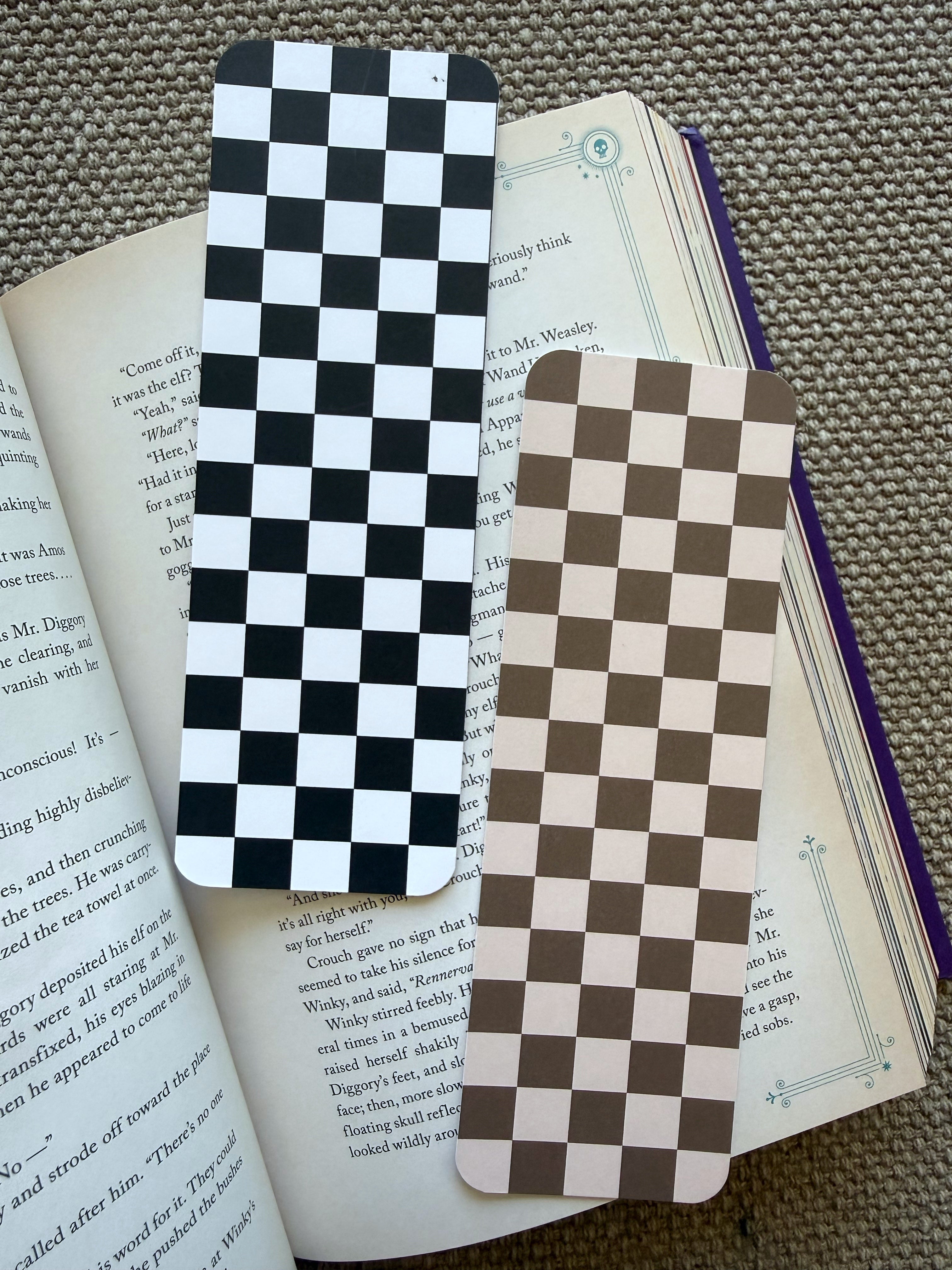 Bookmarks (two pieces per set)
