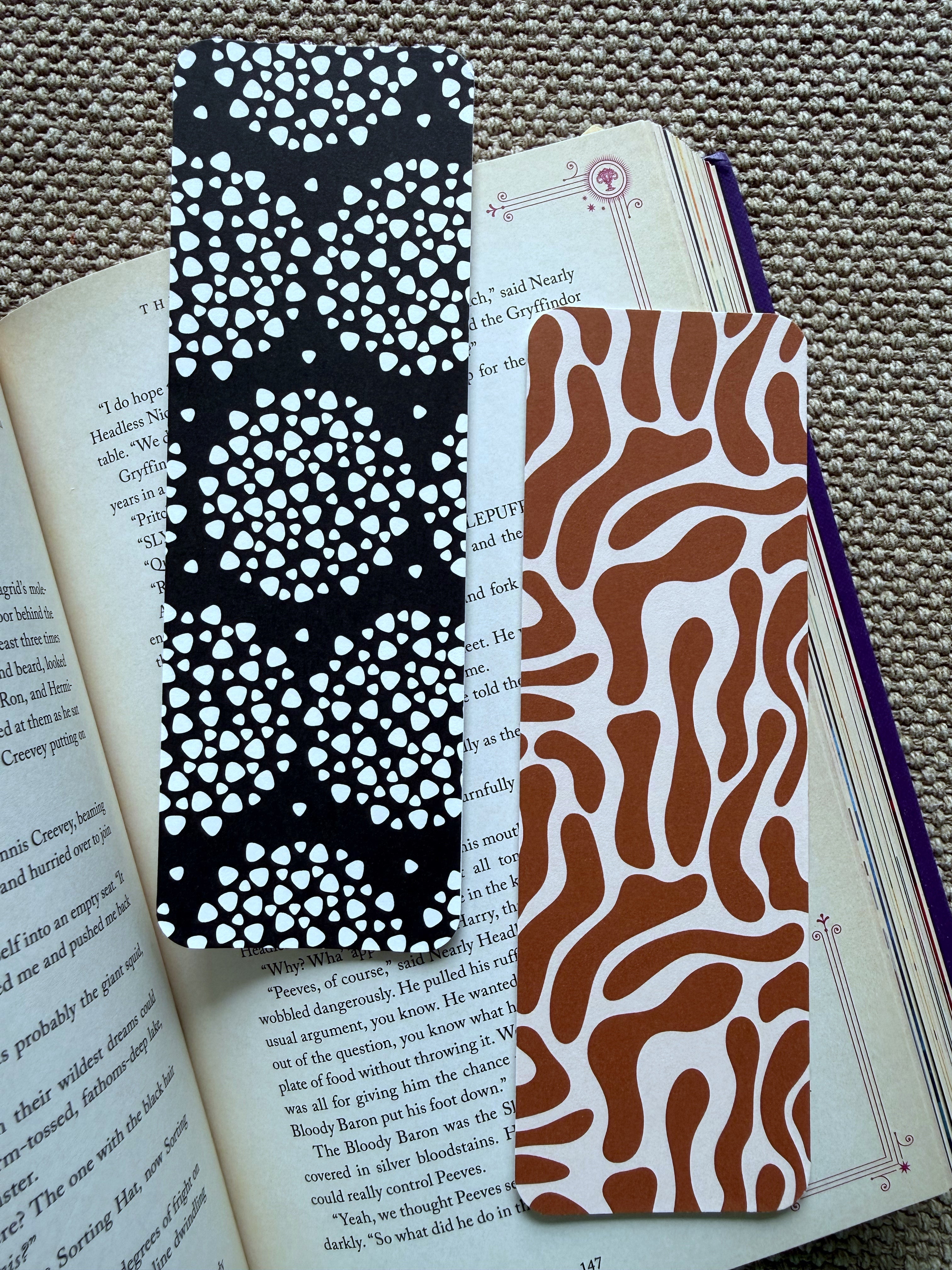 Bookmarks (two pieces per set)