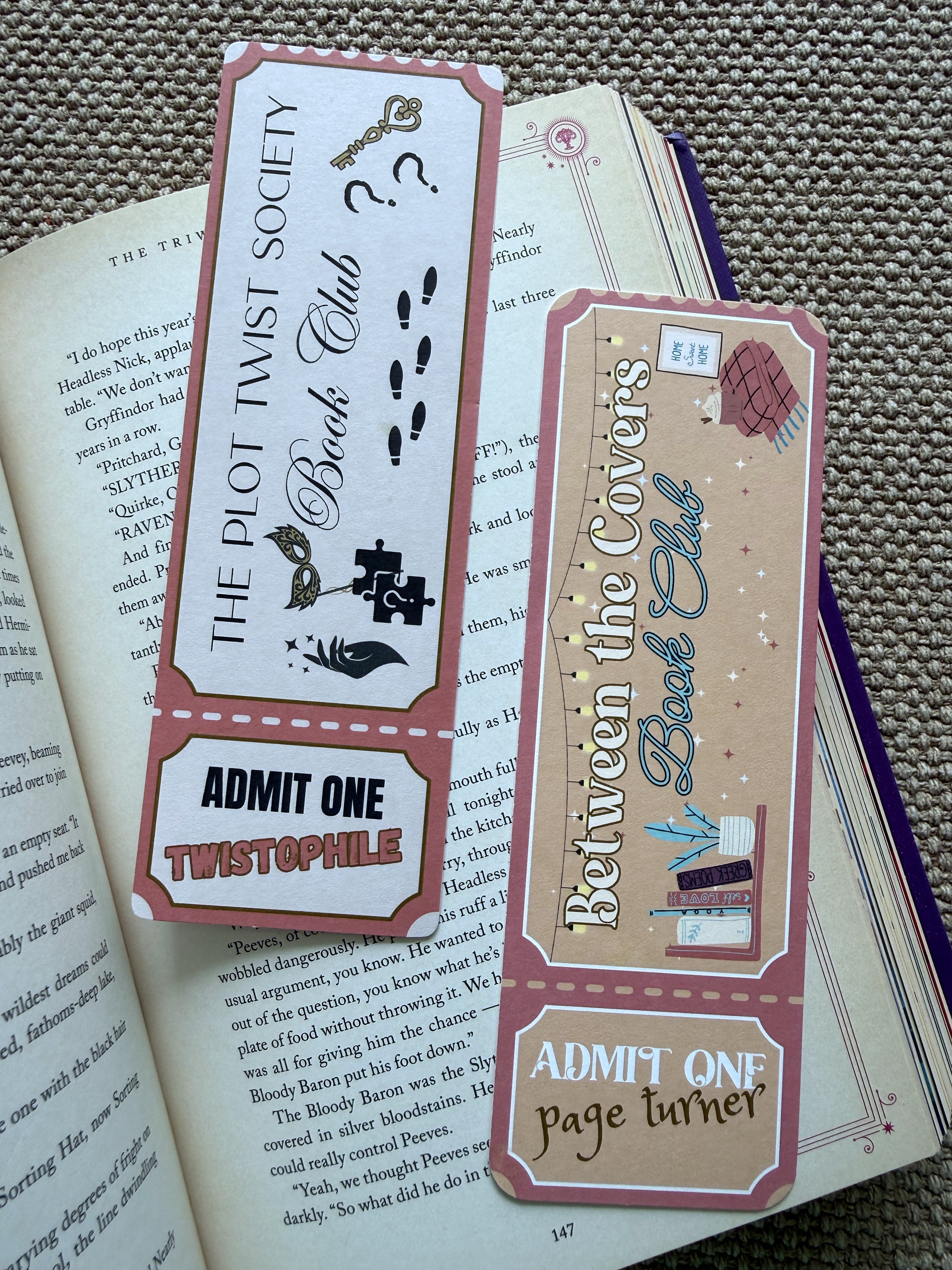 Bookmarks (two pieces per set)