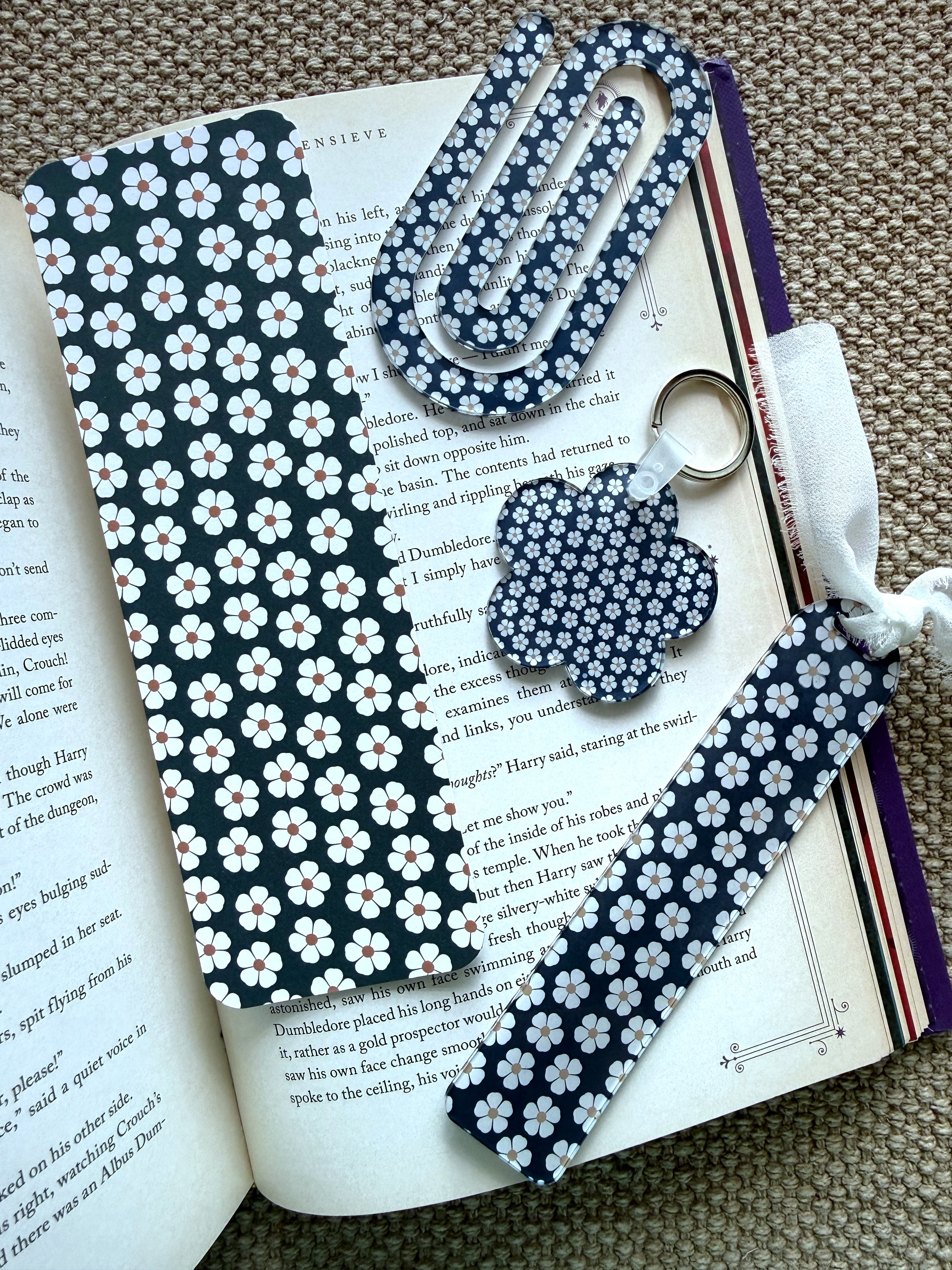 Bookmark Set and Keychain 4-in-1